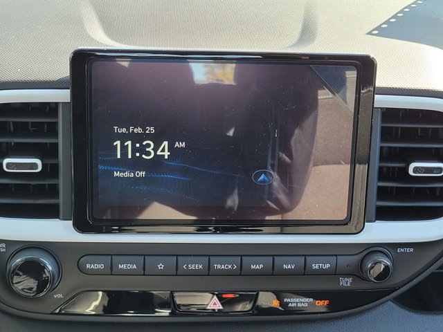 2025 Hyundai Venue Limited Image 9 of 10