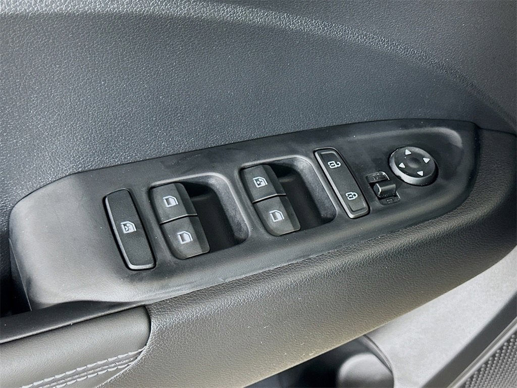 2025 Hyundai Venue Limited Image 19 of 21