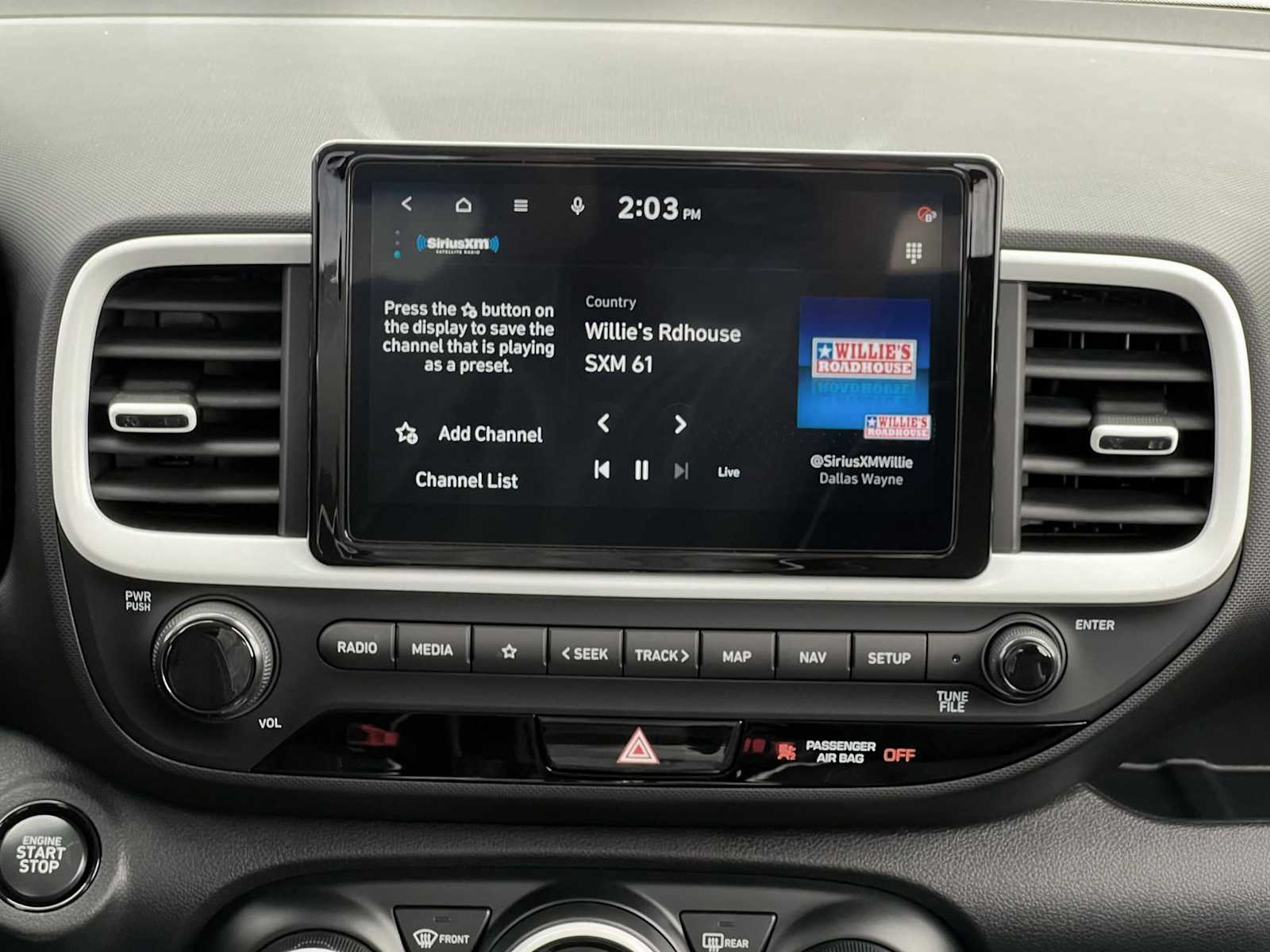 2025 Hyundai Venue Limited Image 18 of 19