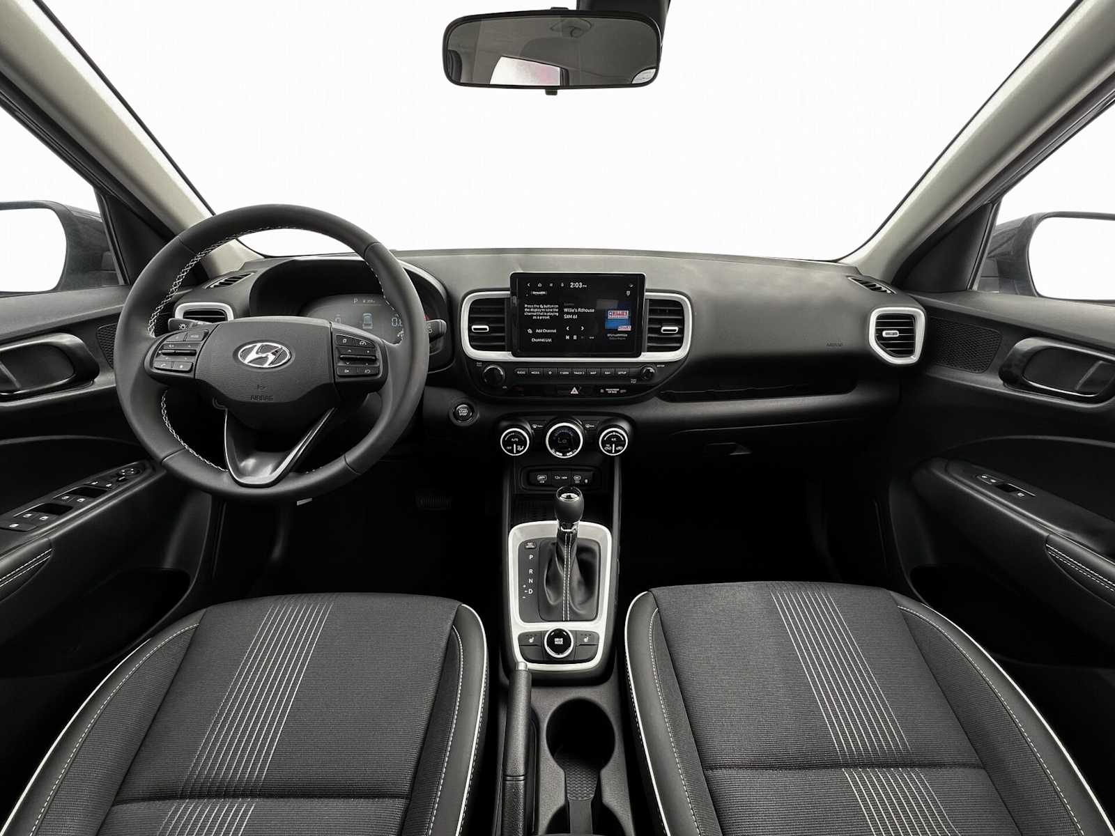 2025 Hyundai Venue Limited Image 14 of 19