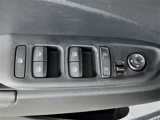 2025 Hyundai Venue Limited Image 33 of 34