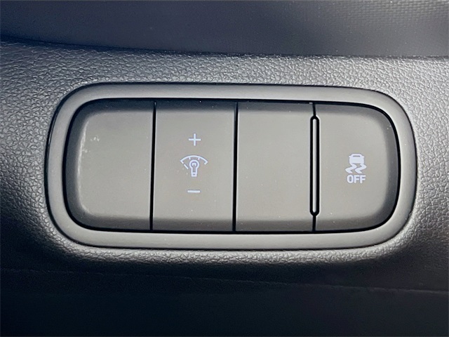 2025 Hyundai Venue Limited Image 26 of 34