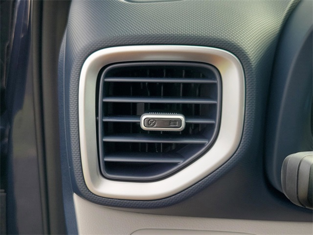 2025 Hyundai Venue Limited Image 19 of 31