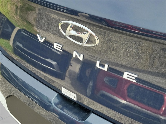 2025 Hyundai Venue Limited Image 24 of 31