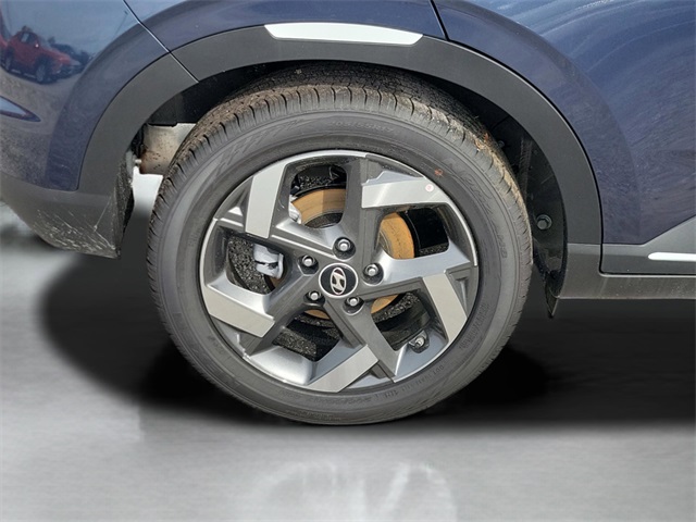 2025 Hyundai Venue Limited Image 5 of 31