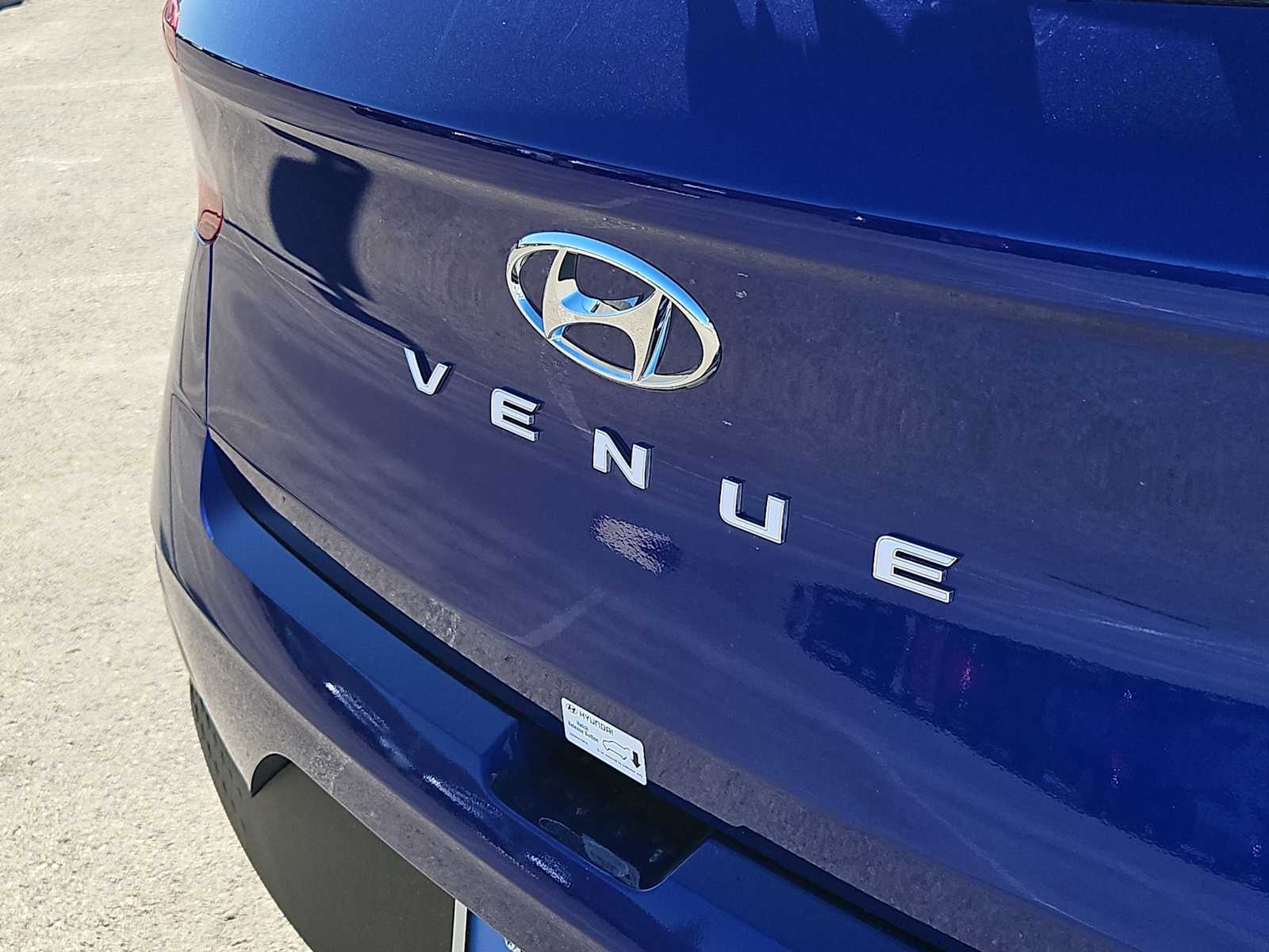 Vehicle image 11 of 31