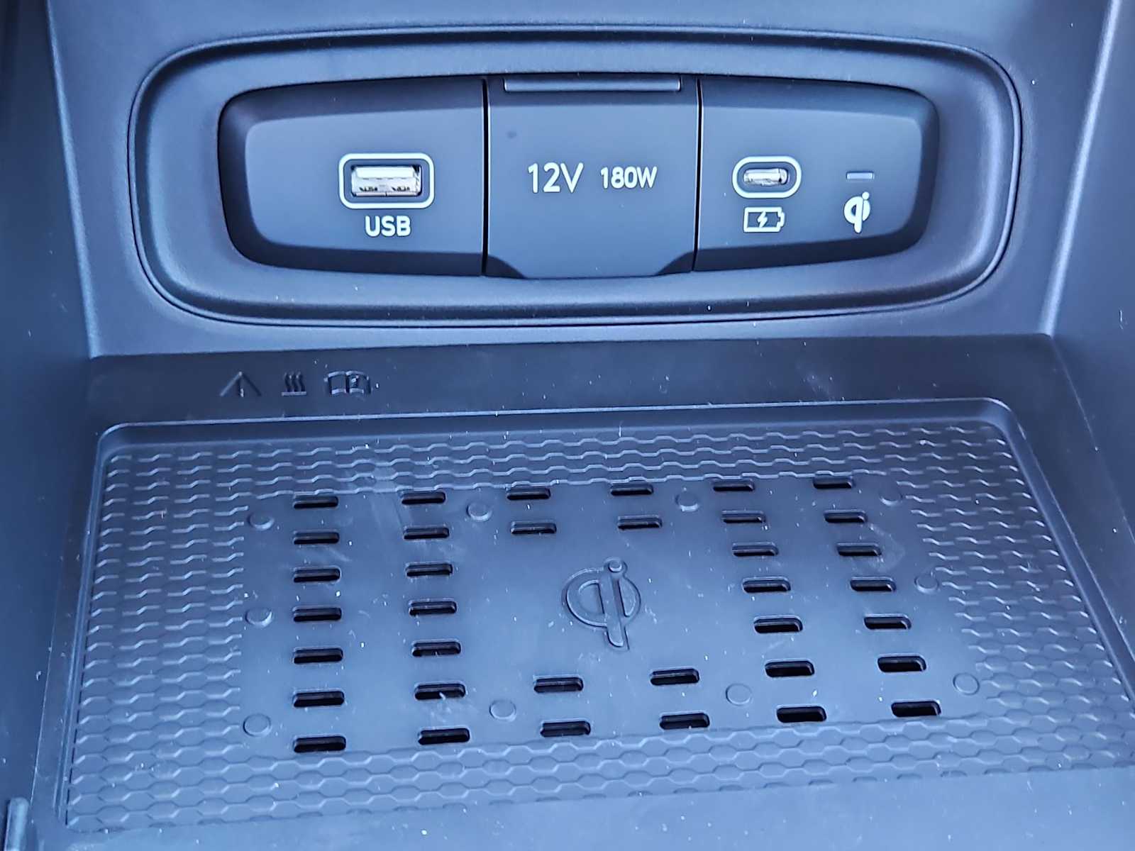 Vehicle image 28 of 31