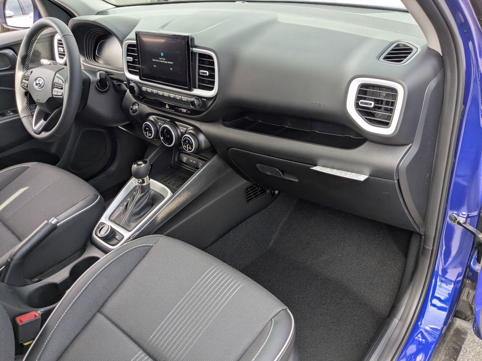 Vehicle image 24 of 25