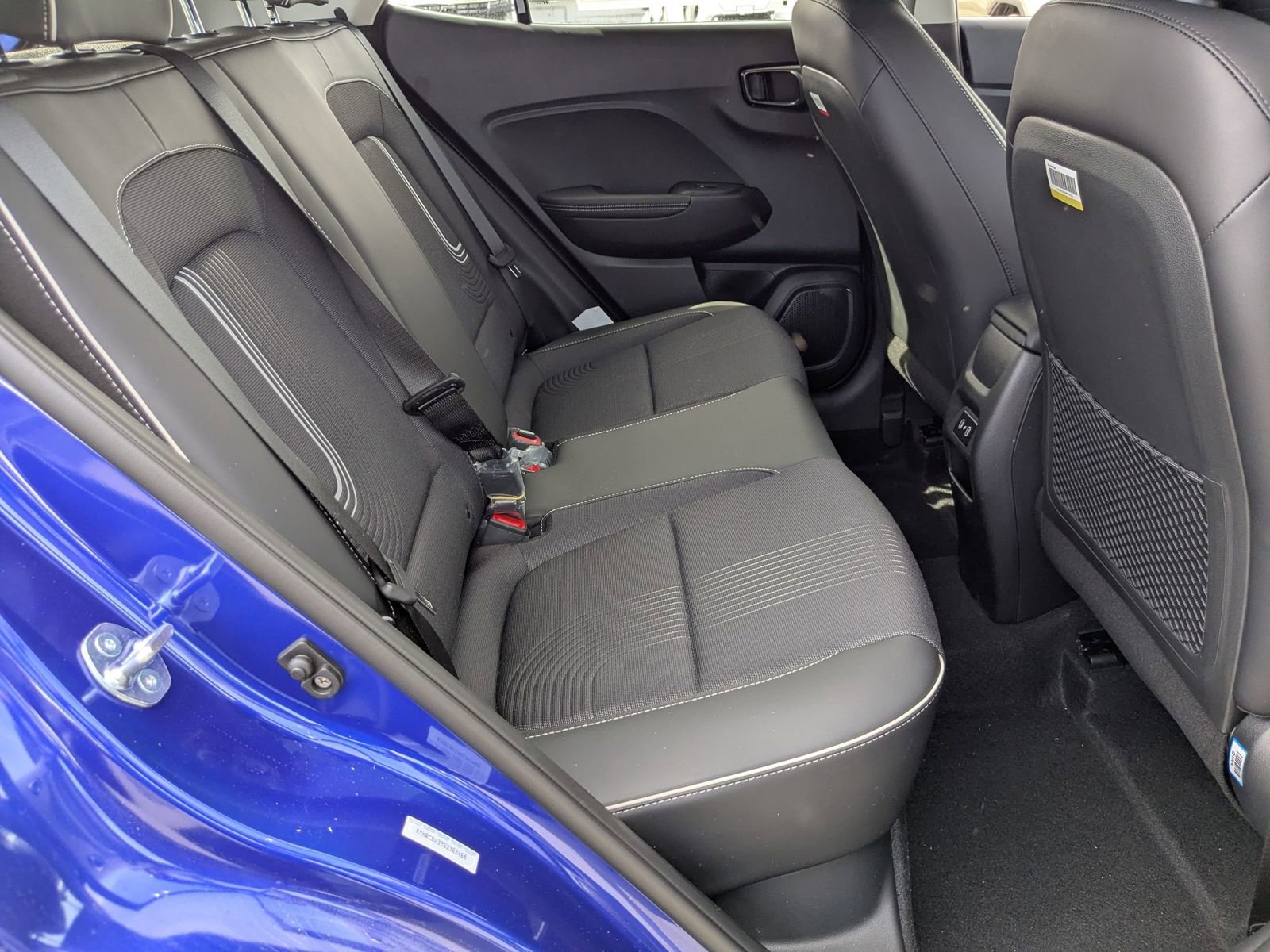 Vehicle image 22 of 25