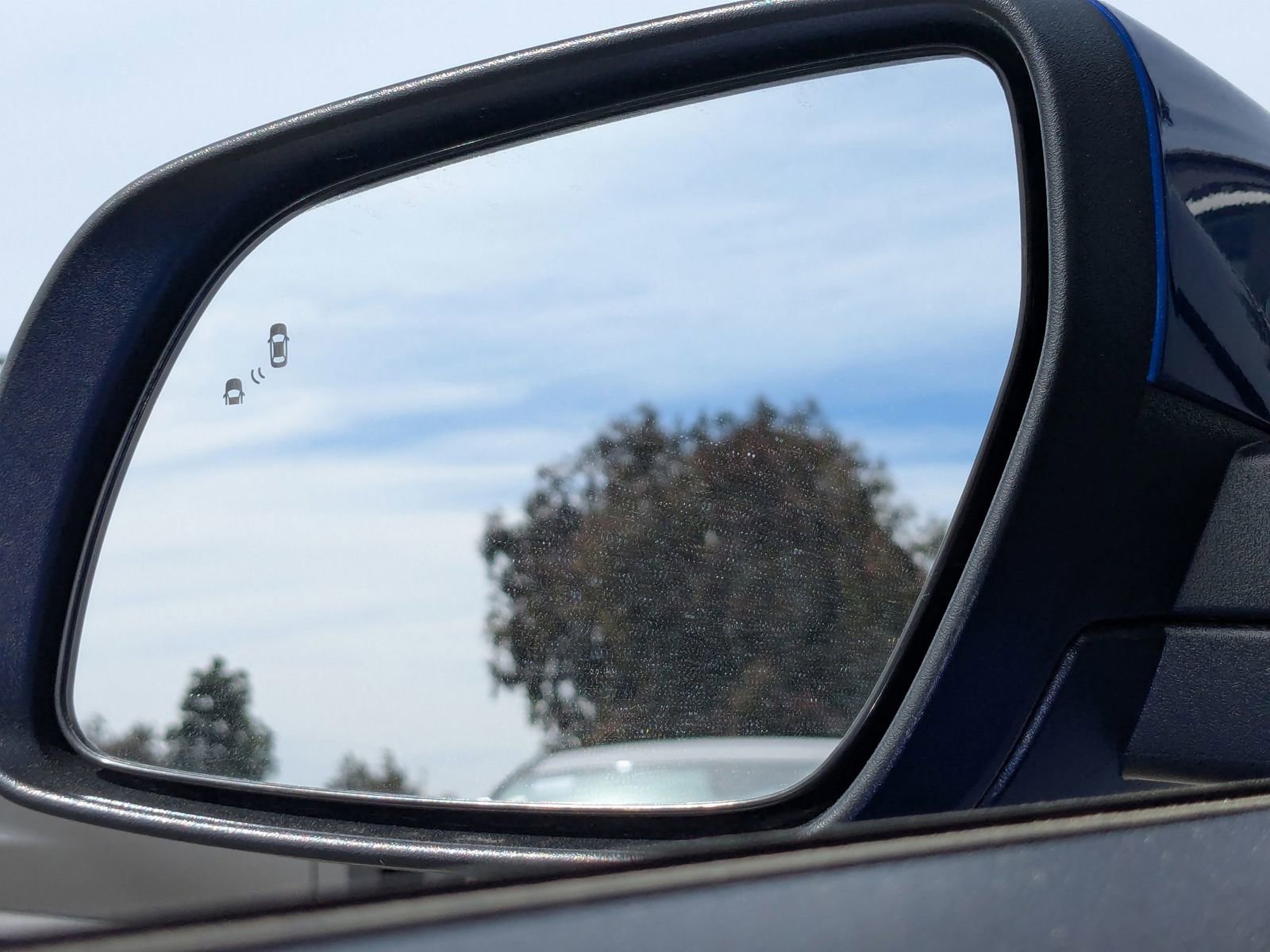 Vehicle image 15 of 25