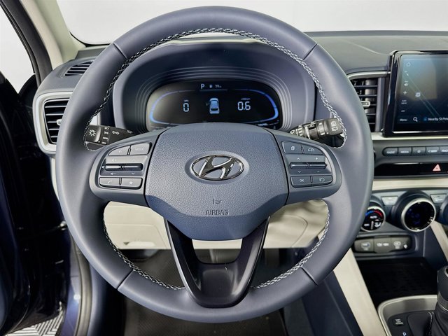 Vehicle image 12 of 31