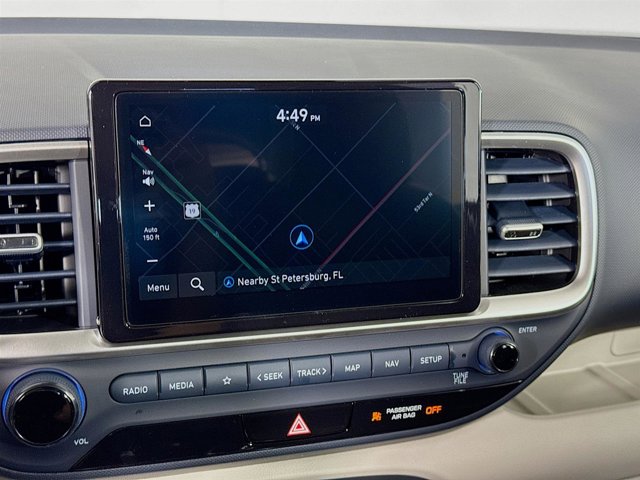 Vehicle image 15 of 31