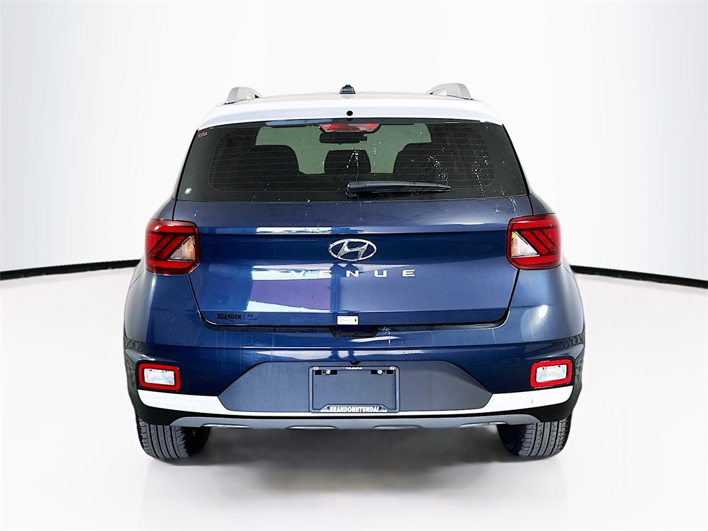 Vehicle image 3 of 20