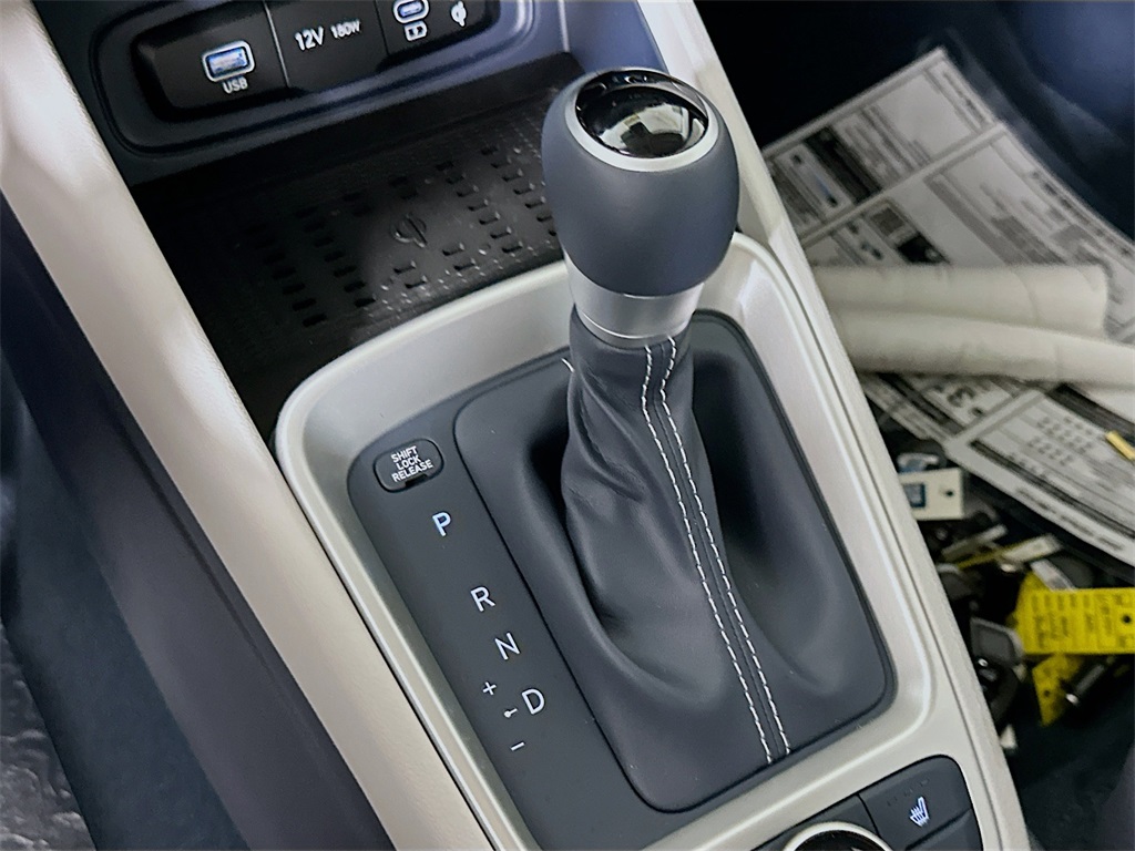 Vehicle image 12 of 20