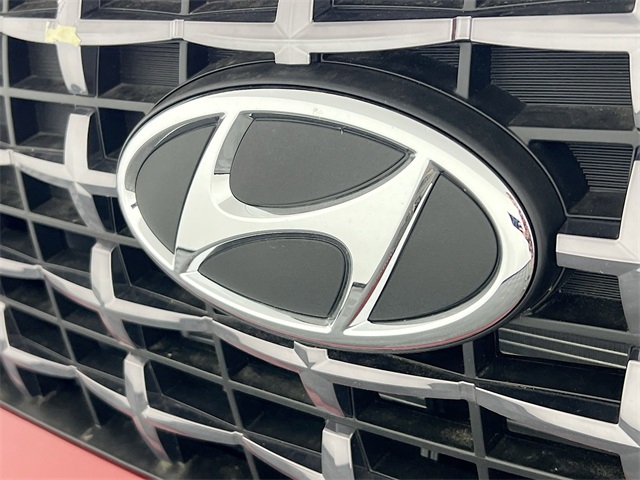 2025 Hyundai Venue Limited Image 26 of 34