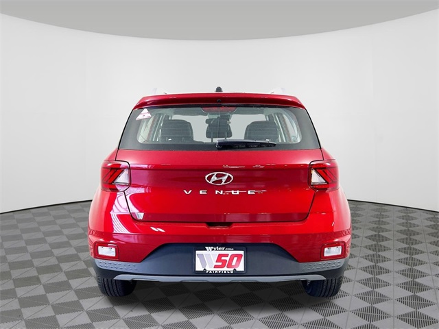 2025 Hyundai Venue Limited Image 6 of 34