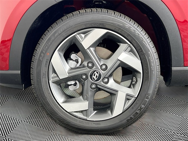 2025 Hyundai Venue Limited Image 9 of 34