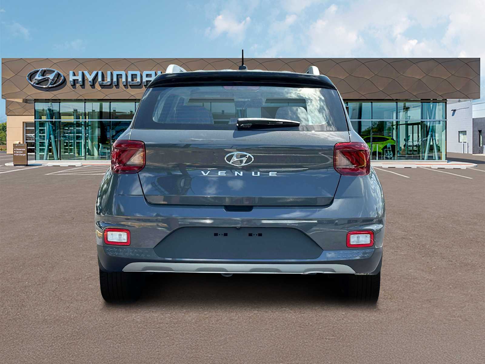 2025 Hyundai Venue Limited Image 9 of 19