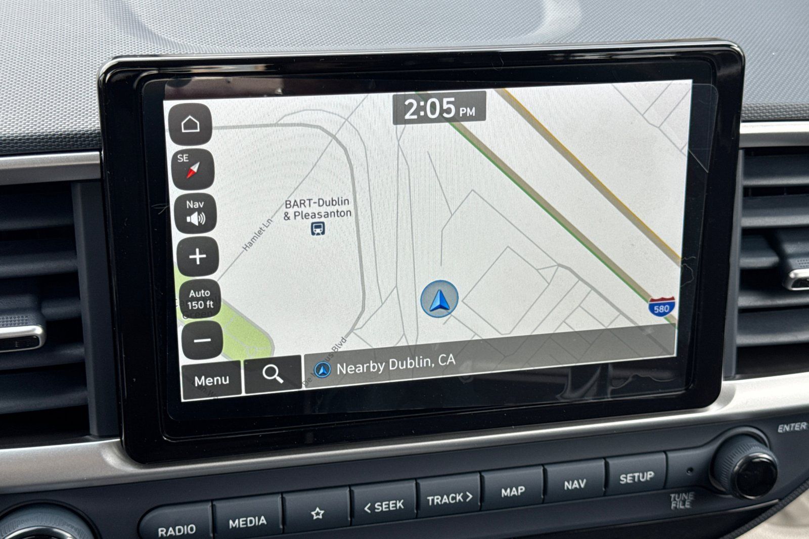 Vehicle image 23 of 35