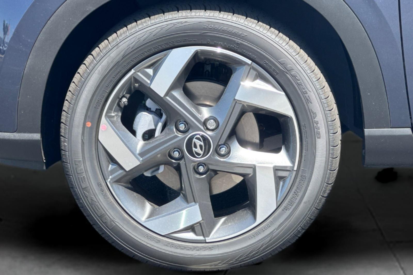 Vehicle image 34 of 35