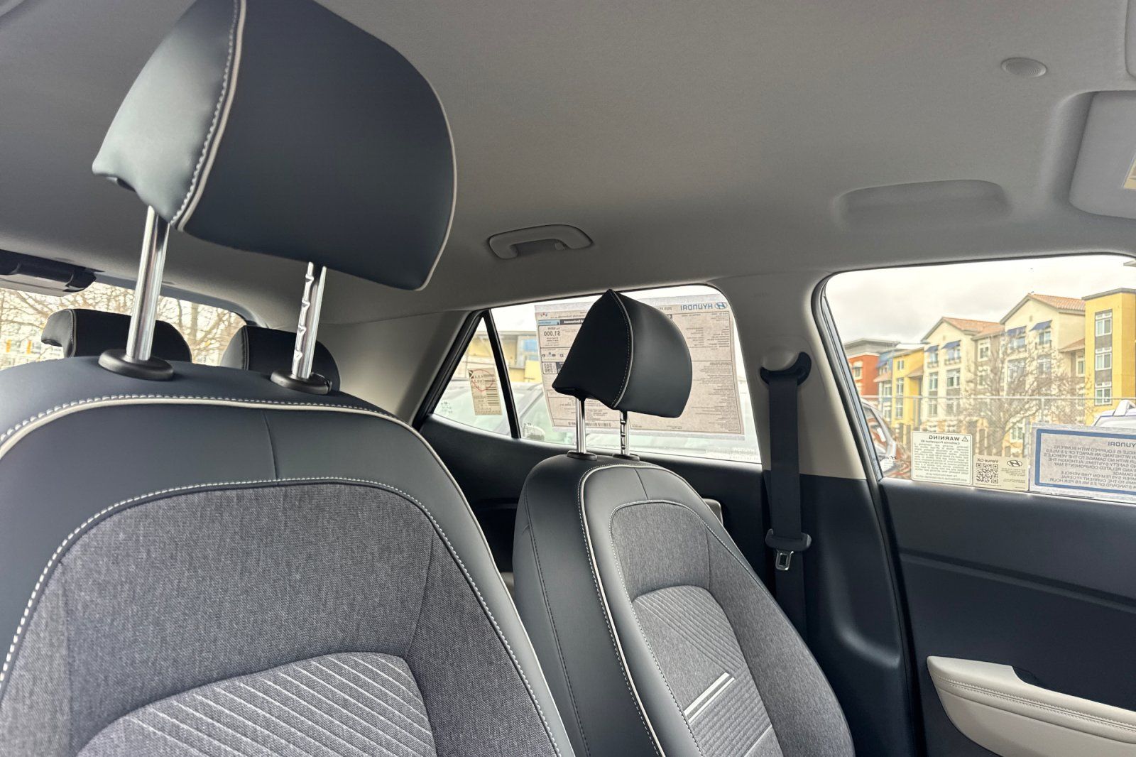 Vehicle image 20 of 35