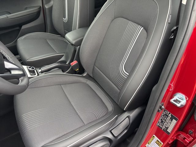 2025 Hyundai Venue Limited Image 19 of 43