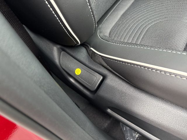 2025 Hyundai Venue Limited Image 25 of 43