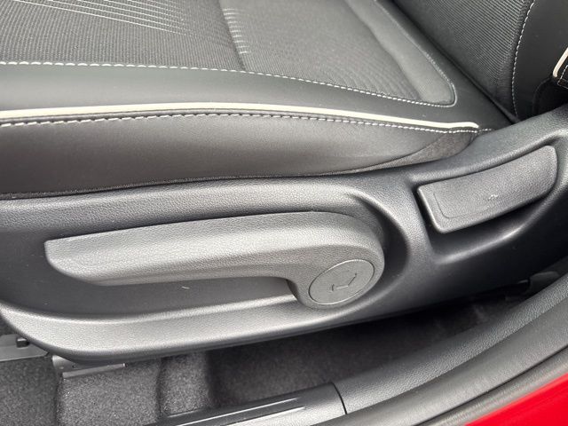 2025 Hyundai Venue Limited Image 20 of 43