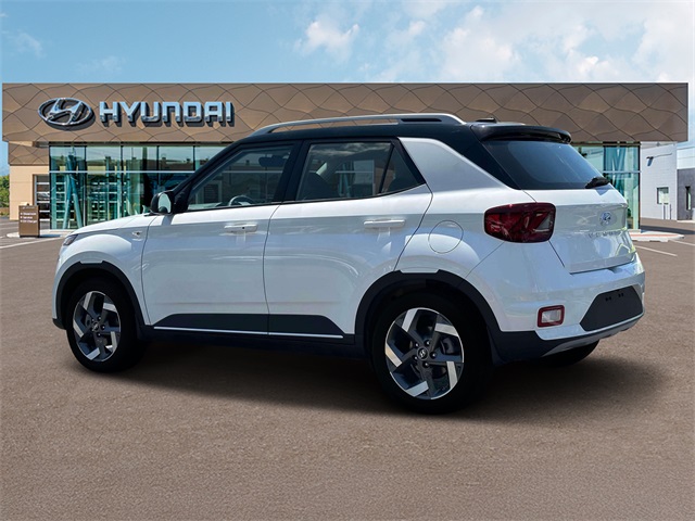 2025 Hyundai Venue Limited Image 11 of 19