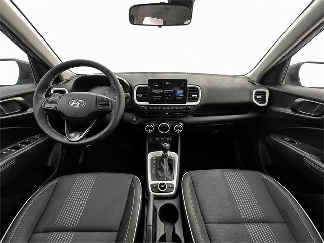 2025 Hyundai Venue Limited Image 14 of 19