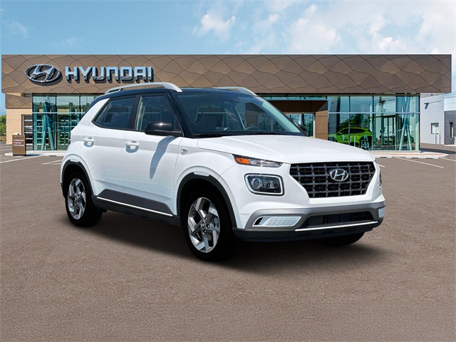 2025 Hyundai Venue Limited Image 4 of 19