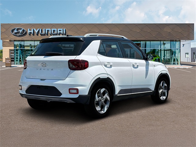2025 Hyundai Venue Limited Image 8 of 19