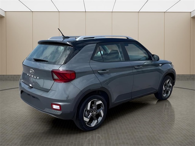 2025 Hyundai Venue Limited Image 3 of 22