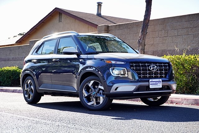 Vehicle image 4 of 42