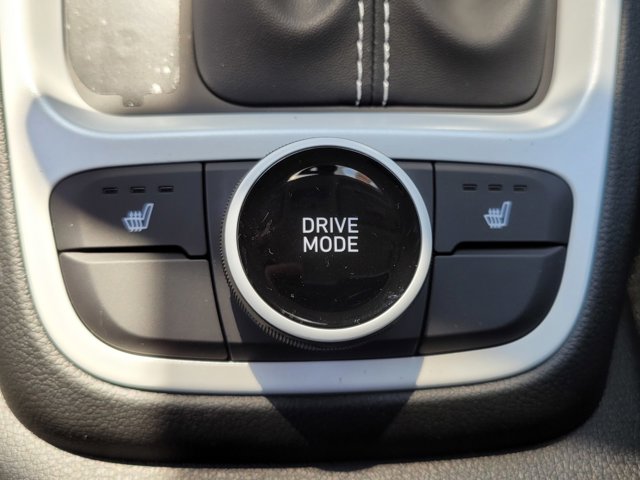 2025 Hyundai Venue Limited Image 10 of 10