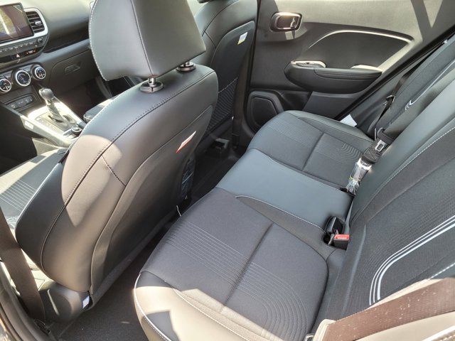 2025 Hyundai Venue Limited Image 6 of 10