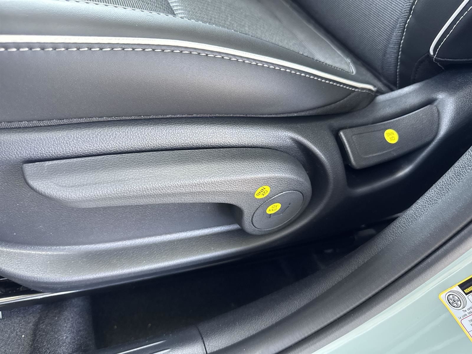 Vehicle image 24 of 41