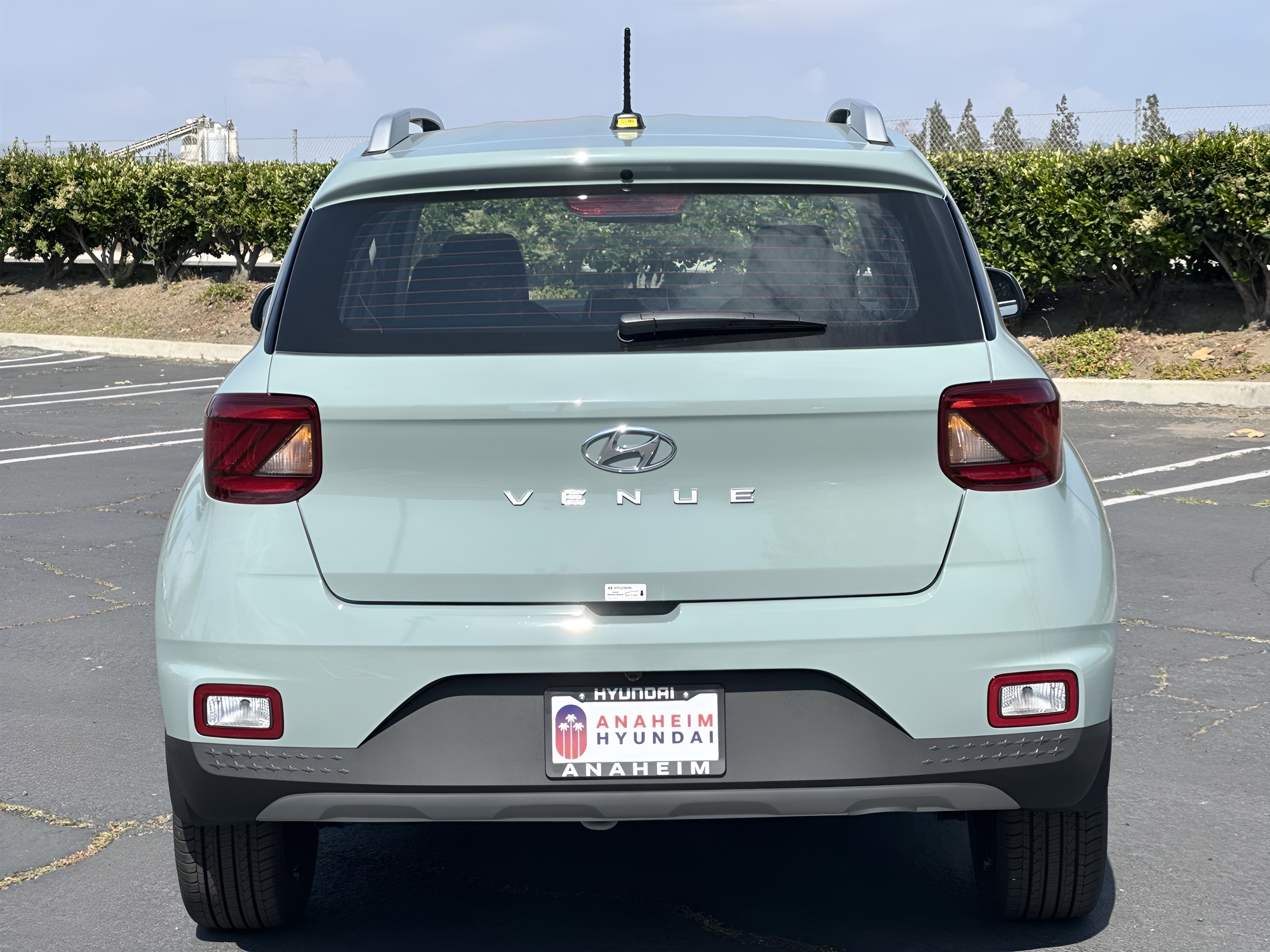 Vehicle image 40 of 41