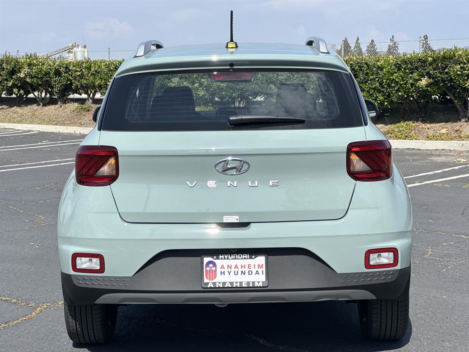 Vehicle image 5 of 41