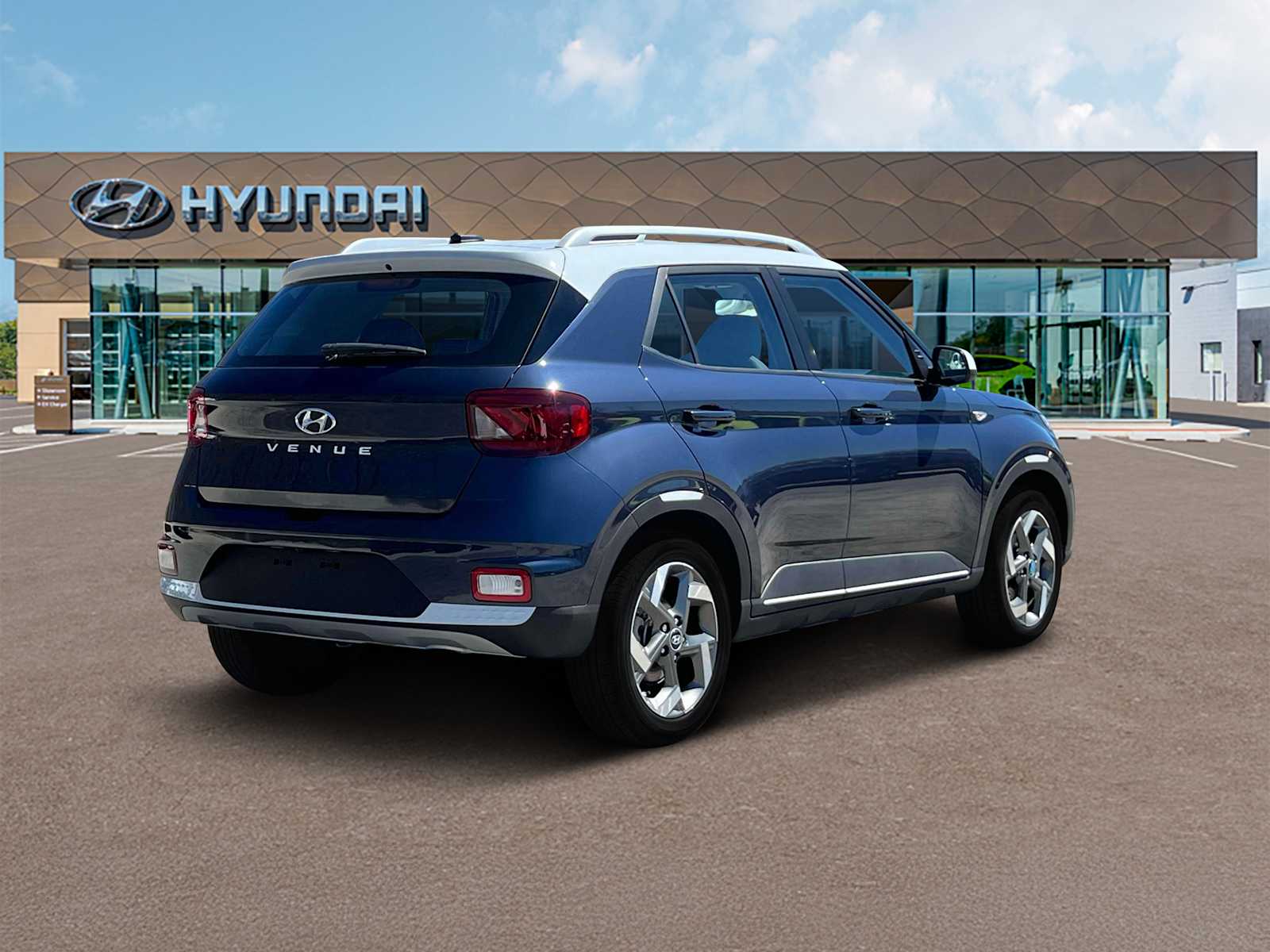 2025 Hyundai Venue Limited Image 7 of 19