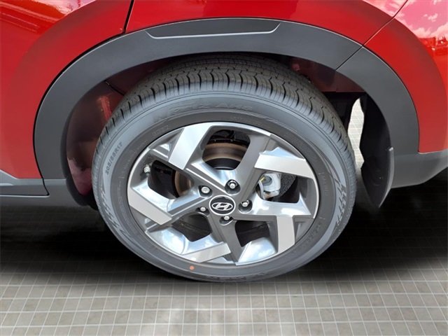 2025 Hyundai Venue Limited Image 5 of 21