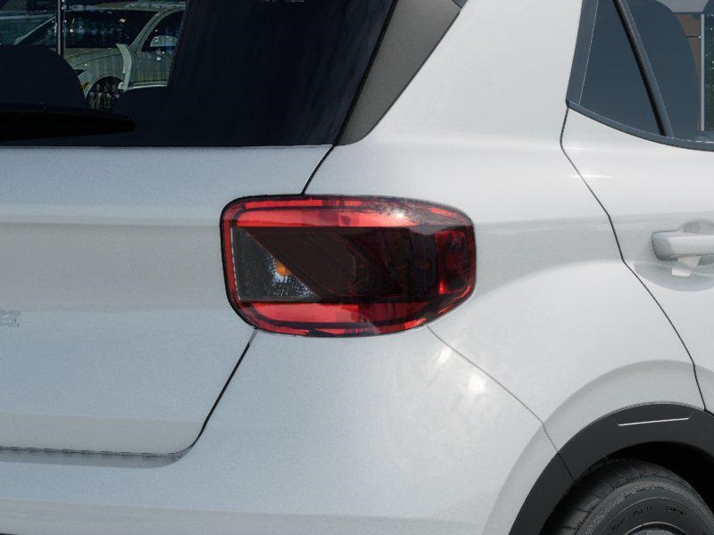 Vehicle image 16 of 17