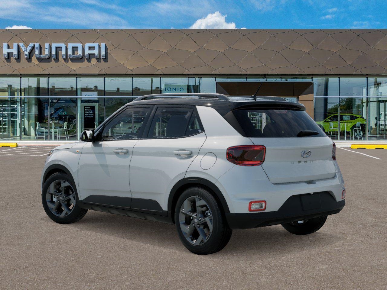 Vehicle image 6 of 17