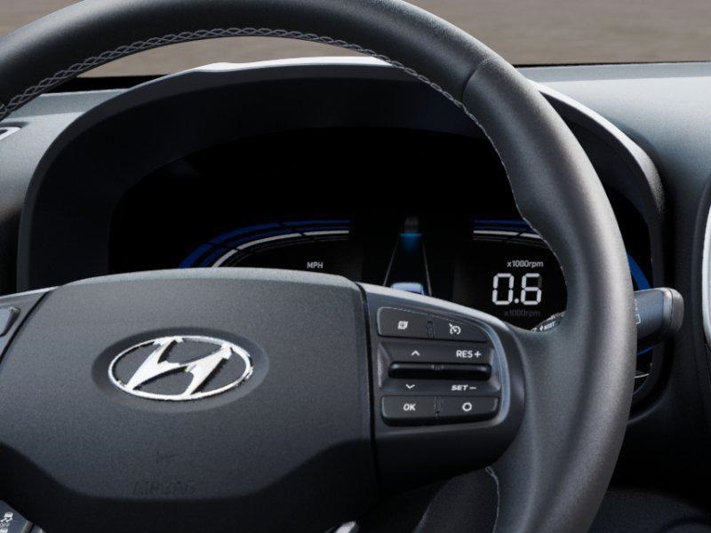 Vehicle image 15 of 17