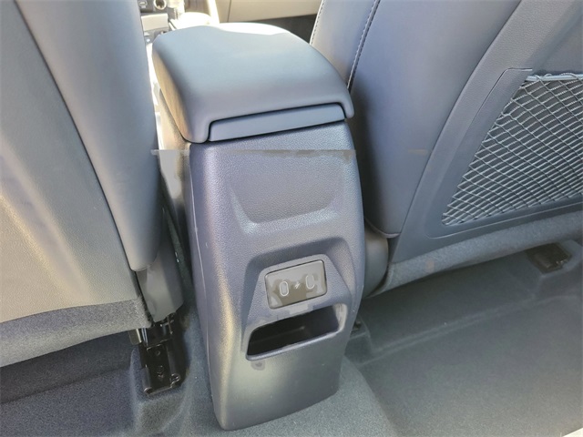 2025 Hyundai Venue Limited Image 11 of 31