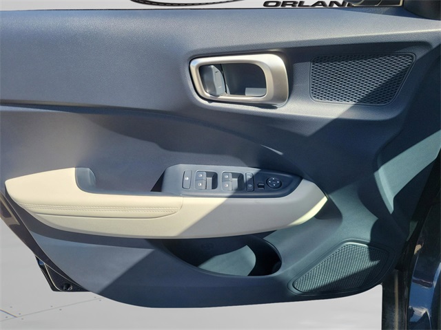 2025 Hyundai Venue Limited Image 21 of 31