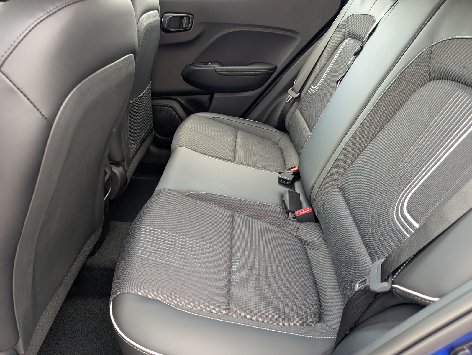 2025 Hyundai Venue Limited Image 10 of 23