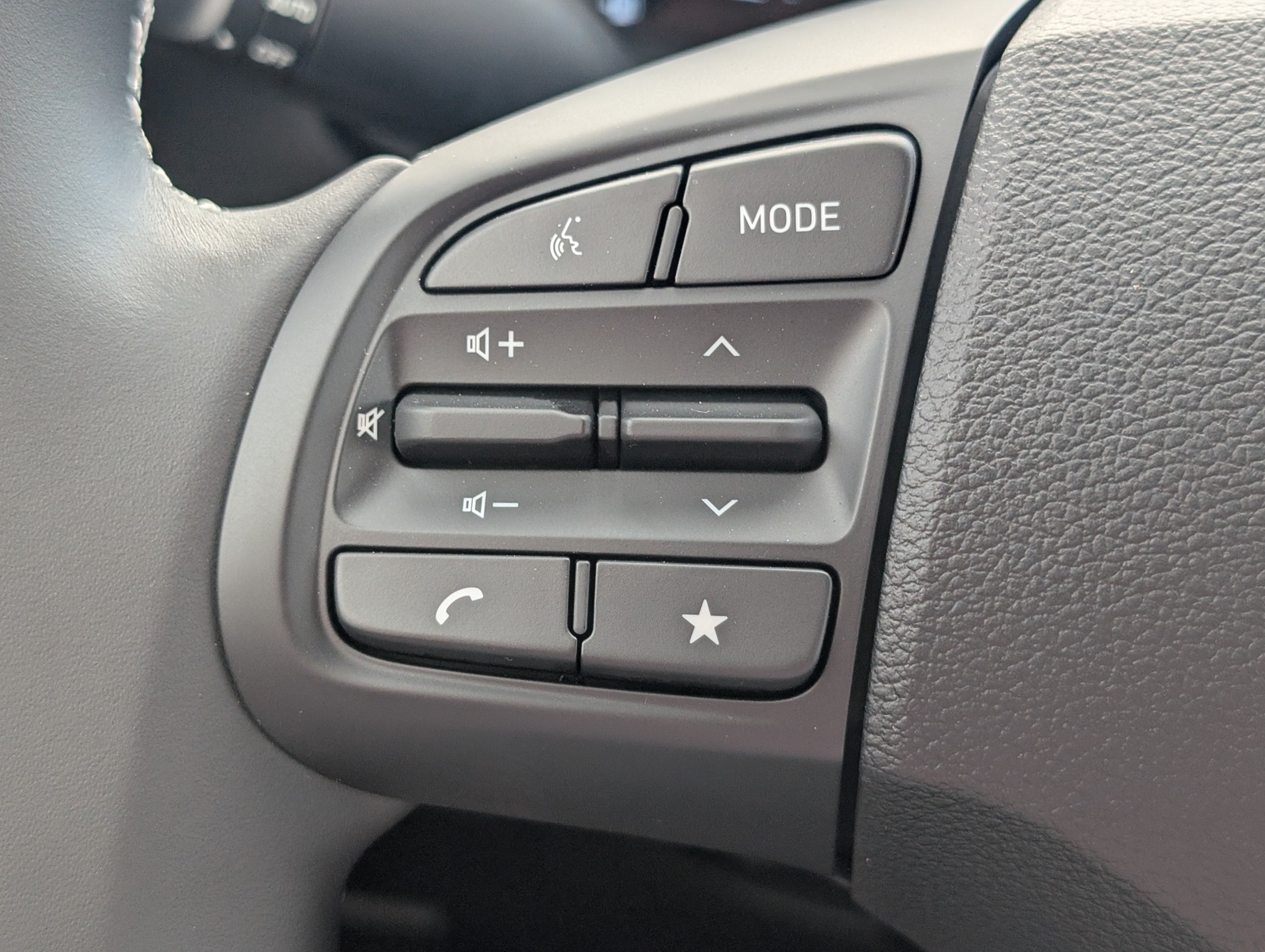 2025 Hyundai Venue Limited Image 22 of 23