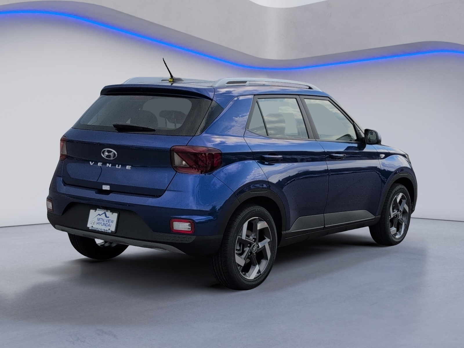 2025 Hyundai Venue Limited Image 6 of 23