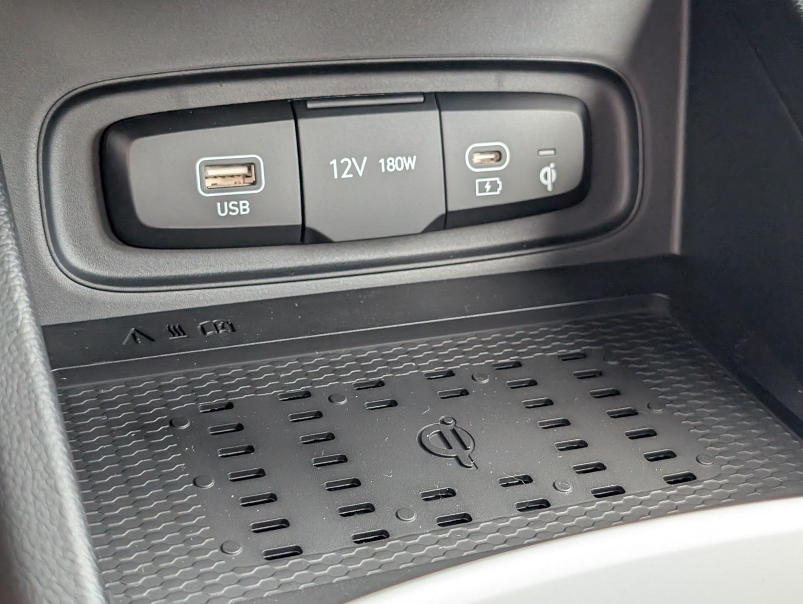 2025 Hyundai Venue Limited Image 21 of 23